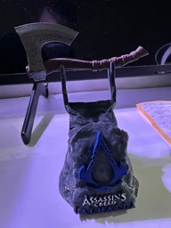 Тримач для геймпада DualShock 4 та DualSense Assassin's Creed Valhalla