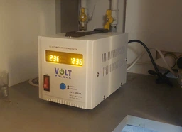 Стабилизатор напряжения VOLT Polska AVR 500VA