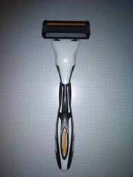 Станок для гоління чоловічий BIC Flex 5 Hibrid з 2 змінними картриджами (3086123644922) фото від покупців 3