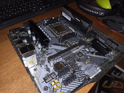 Материнська плата ASRock B650M-H/M.2+ (sAM5, AMD B650, PCI-Ex16)
