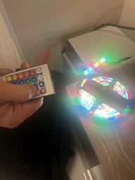 Светодиодная влагостойкая самоклеющаяся LED RGB 3528 лента Rainbow Light с пультом ДУ и блоком питания фото от покупателей 1