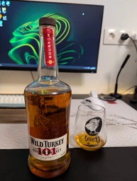 Бурбон Wild Turkey 101 до 8 лет выдержки 0.7 л 50.5% (8000040500036) фото от покупателей 19