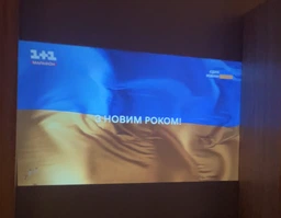 Проектор домашній міні портативний мультимедійний LED-проектор MAGCUBIC HY300 4k HD BT Wifi Android 12 фото від покупців 4