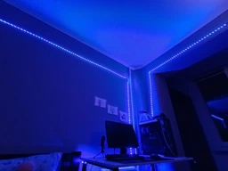 Світлодіодна стрічка RGB LED Mood lights з bluetooth управлінням 5м Aurora
