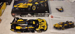 Конструктор LEGO Technic Bugatti Bolide 905 деталей (42151)