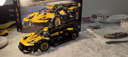 Конструктор LEGO Technic Bugatti Bolide 905 деталей (42151) фото от покупателей 1