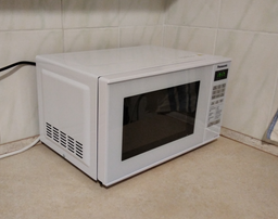 Мікрохвильова піч Panasonic nn-gt261wzpe