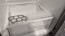 Двухкамерный холодильник Indesit INKS 1361 S4U1 фото от покупателей 10