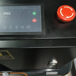Компресор виского тиску гвинтовий GTM DLG5.5V (200 л, 680 л/хв, 5.5 кВт, 380-400 В) фото від покупців 5
