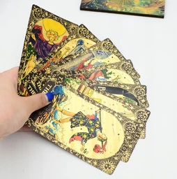 Набор золотое таро Райдера Уэйта Gold Foil Tarot колода для гадания предсказаний + 2 мини-алтаря камни колокольчик и перья цвет золотистый (38516)