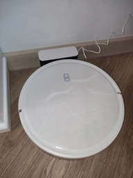Робот-пилосос Xiaomi Robot Vacuum E10 з док станцією для сухого та вологого прибирання білого кольору фото от покупателей 2