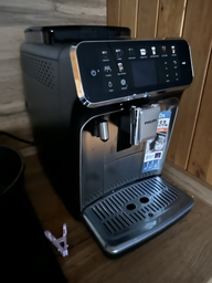 Кофемашина PHILIPS Series 5500 LatteGo EP5547/90 фото от покупателей 13