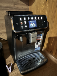 Кофемашина PHILIPS Series 5500 LatteGo EP5547/90 фото от покупателей 12