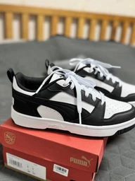 Подростковые кеды для мальчика Puma Rebound V6 Lo Jr 39383301 37.5 Черный/Белый (4065454932020) фото от покупателей 1