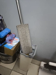 Комплект для уборки Швабра лентяйка с ведром Housework с автоматическим отжимом и складной ручкой + 2 насадки фото от покупателей 4