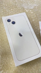 Мобильный телефон Apple iPhone 13 256GB Starlight (MLQ73HU/A) фото от покупателей 12