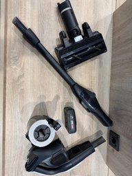 Аккумуляторный пылесос Bosch Unlimited 10 FLEX BCS1041WAC фото от покупателей 17