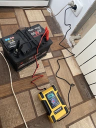 FOXSUR (12V-12А 24V-6А) FBC122412D - імпульсний зарядний пристрій для автомобільних АКБ фото від покупців 16
