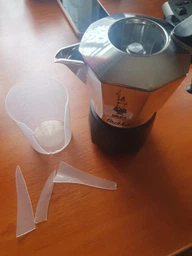 Гейзерная кофеварка BIALETTI BRIKKA ELITE 2TZ (0006188) фото от покупателей 5