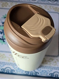 Термокружка Coffee термочашка з керамічною колбою і корпусом з нержавіючої сталі 480 мл термостакан з герметичною кришкою Бежевий фото від покупців 1