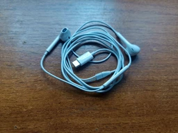 Наушники Apple iPhone EarPods USB-C Headphones Белые (MYQY3ZM/A) фото от покупателей 3