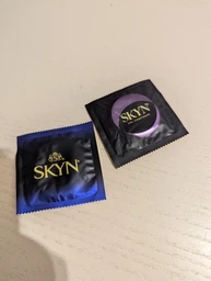 Презервативи Skyn Elit без латексу 3 шт (ROZ6400230518) фото від покупців 4