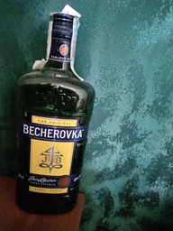 Ликерная настойка на травах Becherovka 1 л 38% (8594405101063)