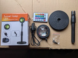 Проекционный светильник Sunset Lamp RGB с пультом на штативе USB проектор атмосферная цветная лампа
