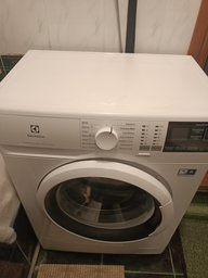 Стиральная машина узкая Electrolux EW6S406WU фото от покупателей 14