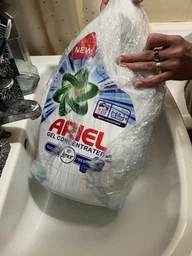 Гель для прання ARIEL GEL CONCENTRATED LENOR 6,3л. фото від покупців 4