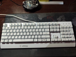 Клавіатура MSI Vigor GK30 UA RGB White фото від покупців 11