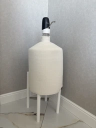 Подставка под бутыль с водой WoodDecor белого цвета фото от покупателей 1