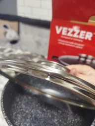 Каструля Vezzer 1,3 л з кришкою 16 см VZ8010