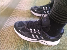 Мужские кроссовки adidas Originals Ozmillen ID5830 42.5 (8.5UK) Зеленые (4066759237421) фото от покупателей 14