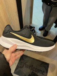 Женские кроссовки для бега Nike Revolution 7 FB2208-600 36.5 (6US) 23 см Светло-розовые (196969196776) фото от покупателей 5
