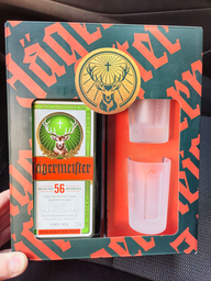 Ликер Jägermeister 0.7 л 35% + 2 Рюмки 40 мл (4067700013019Z) фото от покупателей 1