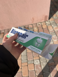 Професійна зубна паста для відновлення та захисту емалі від зубного нальоту, карієсу Biorepair Total protective repair 75мл фото від покупців 9