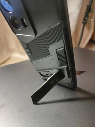 Захисний чохол з підставкою Deexe Bibercas для Motorola Edge 50 Fusion - Black фото від покупців 5