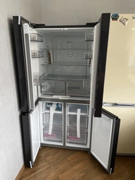 Багатодверний холодильник Midea MDRF632FGF28 фото від покупців 1