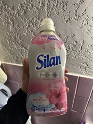 Ополіскувач-кондиціонер для білизни Silan Fresh Control Floral Crisp 2772 мл (9000101582505)