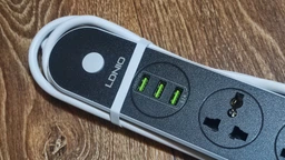 Мережевий фільтр-подовжувач LDNIO SC3301 3 розетки/3 USB 1.6 м Black-Grey(SC3301) фото від покупців 4