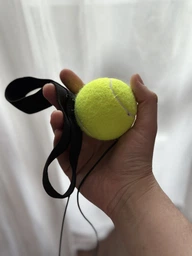 Тренажер для бокса (файтбол), мяч для реакции на резинке, fightball, мяч теннисный (красный) фото от покупателей 1