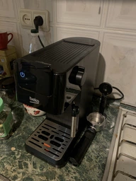 Рожкова кавоварка BEKO CaffeExperto CEP5302B