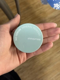 Мінеральна пудра innisfree No Sebum Mineral безбарвна та матуюча 5 г фото від покупців 1