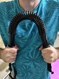 Силовой пружинный эспандер (палка) EasyFit Power Twister 40 кг черный фото от покупателей 1