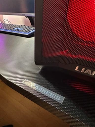 Геймерський стіл GENESIS Holm 200 RGB