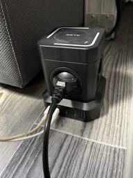 Универсальный сетевой удлинитель RZTK GaN Hub Wireless 65W + 3 USB-A (QC 3.0) + USB-С (PD20W) Black 2 м фото от покупателей 19
