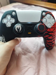 Качественный защитный силиконовый чехол Marvel`s Spider-Man 2 (Red) для геймпада Sony DualSense PS5 + накладки на стики фото от покупателей 6