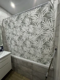 Шторка для ванной комнаты WOKO Palm 180x180 с 12-ю кольцами фото от покупателей 8