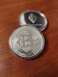 Сувенирная монета Bitcoin - Серебро